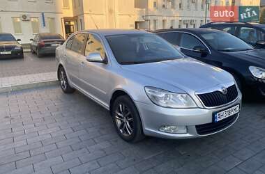 Лифтбек Skoda Octavia 2010 в 