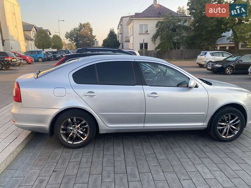 Ліфтбек Skoda Octavia 2010 в Києві фото 22 Ліфтбек Skoda Octavia 2010 в Києві