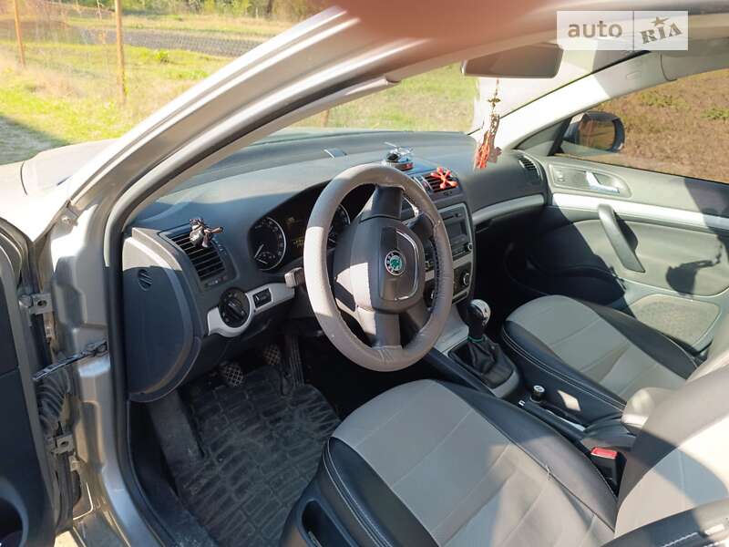 Универсал Skoda Octavia 2010 в Нижними Становцами