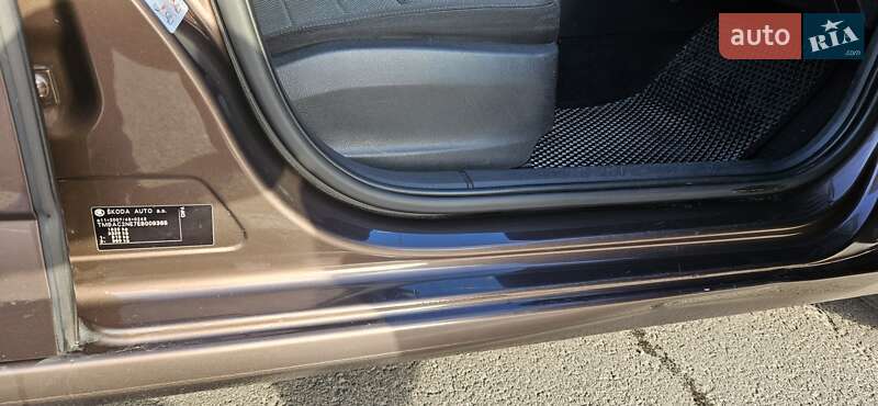 Лифтбек Skoda Octavia 2014 в Днепре