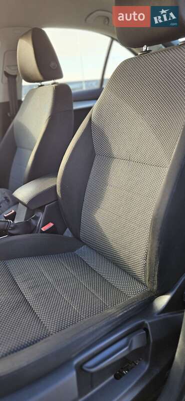 Лифтбек Skoda Octavia 2014 в Днепре