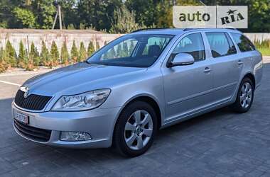 Універсал Skoda Octavia 2009 в Луцьку