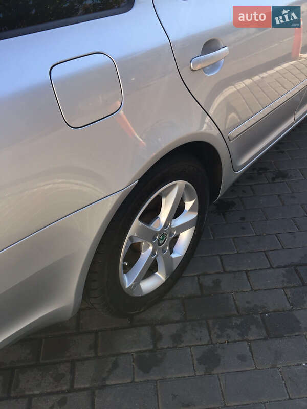Універсал Skoda Octavia 2010 в Вінниці