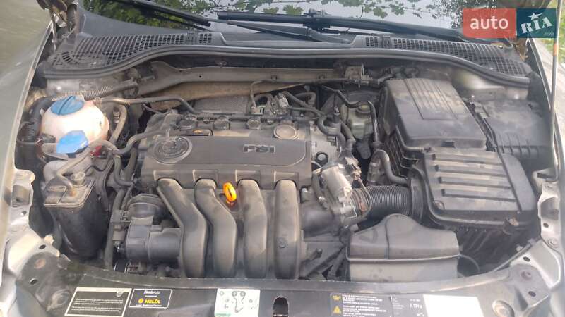 Лифтбек Skoda Octavia 2006 в Овруче