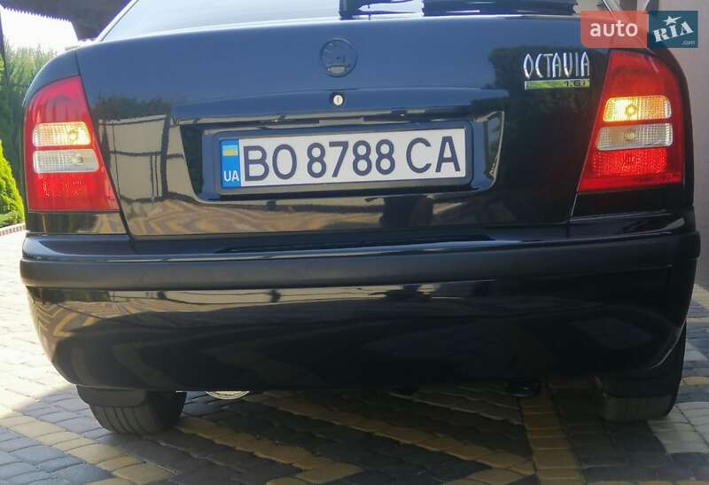 Лифтбек Skoda Octavia 2002 в Тернополе