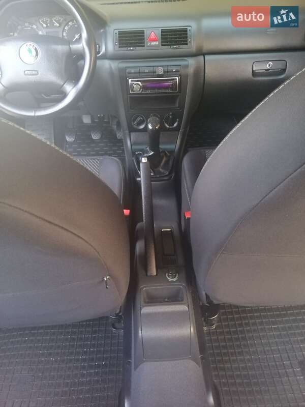 Лифтбек Skoda Octavia 2002 в Тернополе