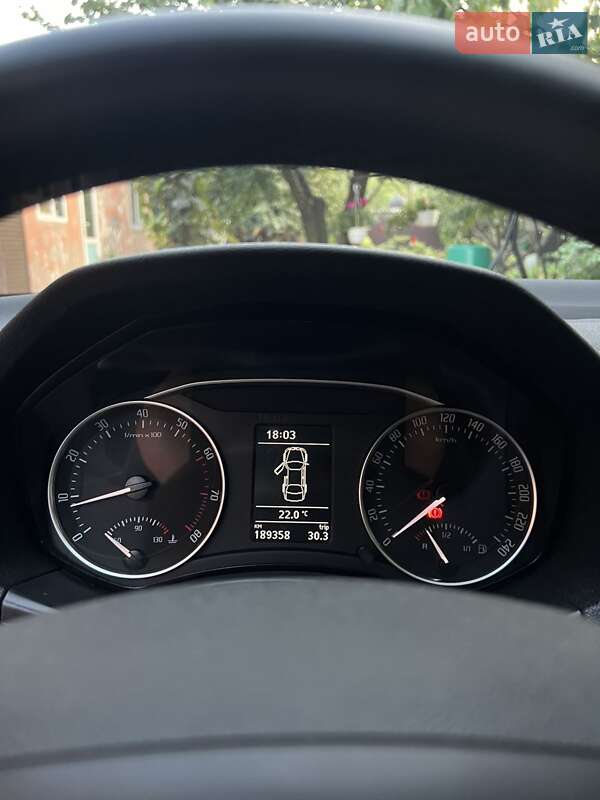 Универсал Skoda Octavia 2010 в Магдалиновке
