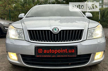 Універсал Skoda Octavia 2011 в Сумах