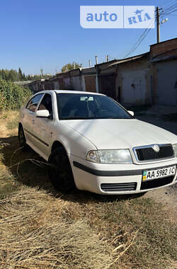 Лифтбек Skoda Octavia 2000 в Полтаве