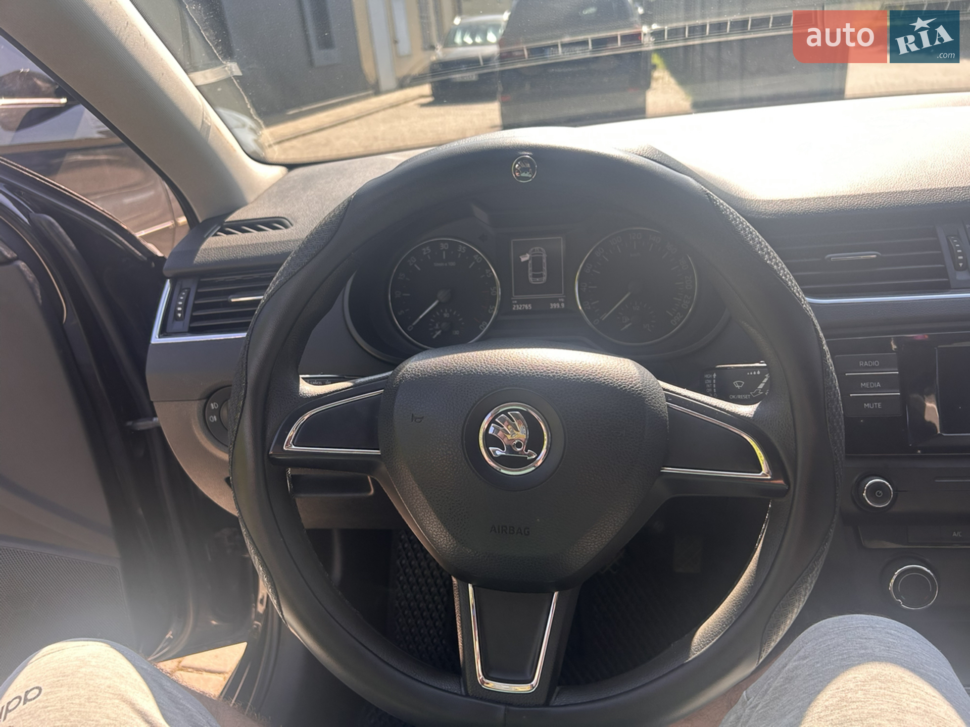 2015 Skoda Octavia - мініатюра 15