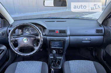 Лифтбек Skoda Octavia 2001 в Киеве