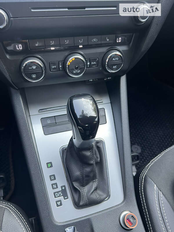 Лифтбек Skoda Octavia 2014 в Ровно