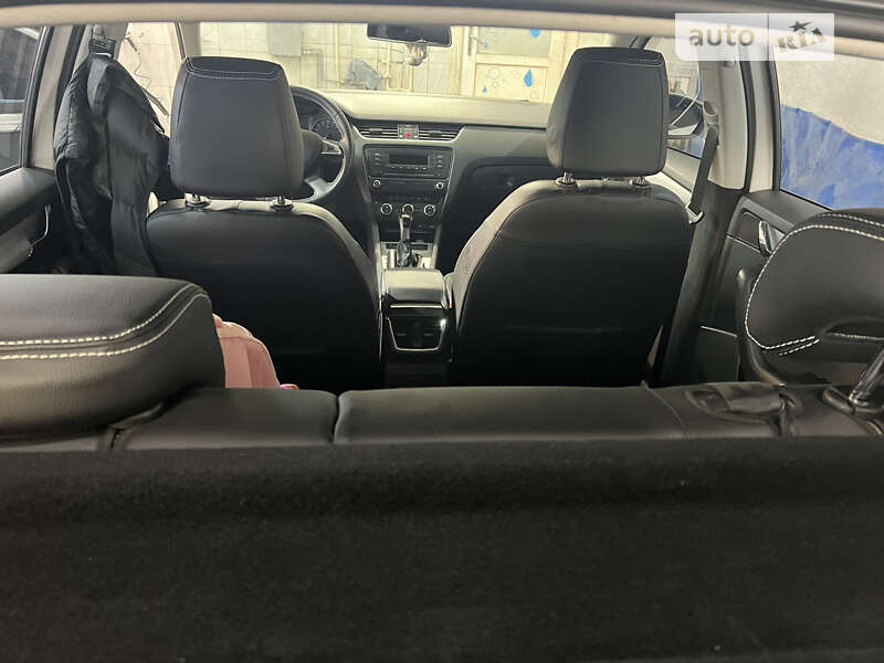 Лифтбек Skoda Octavia 2014 в Ровно