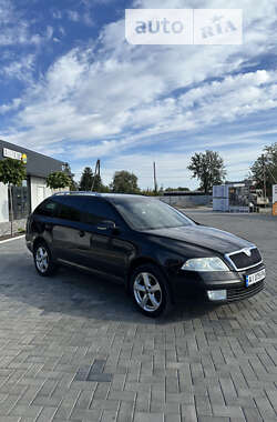 Универсал Skoda Octavia 2005 в Попельне