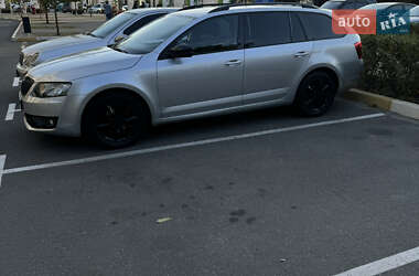 Универсал Skoda Octavia 2015 в 
