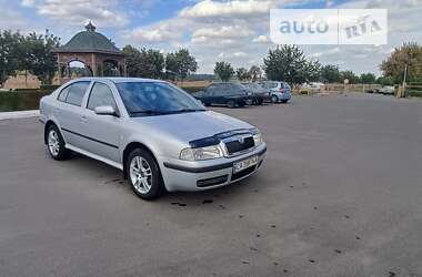 Лифтбек Skoda Octavia 2008 в Шполе