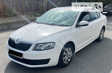 Лифтбек Skoda Octavia 2016 в Запорожье