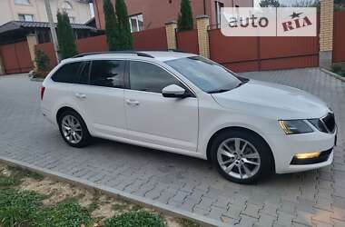 Универсал Skoda Octavia 2018 в Хмельницком