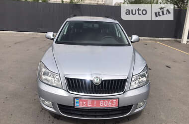 Універсал Skoda Octavia 2009 в Дніпрі