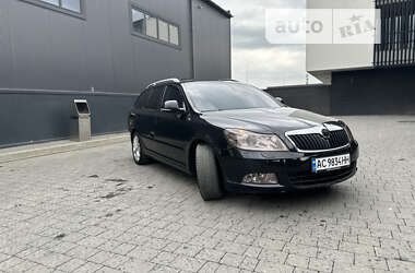 Универсал Skoda Octavia 2009 в Ужгороде