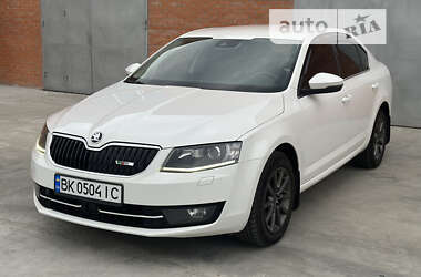 Ліфтбек Skoda Octavia 2014 в Дубровиці