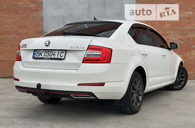 Лифтбек Skoda Octavia 2014 в Дубровице