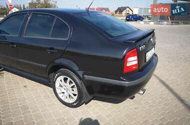 Лифтбек Skoda Octavia 2007 в Городке