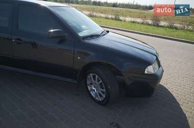 Лифтбек Skoda Octavia 2007 в Городке