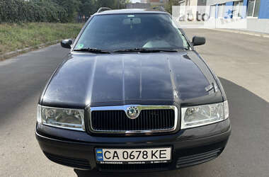 Універсал Skoda Octavia 2009 в Черкасах