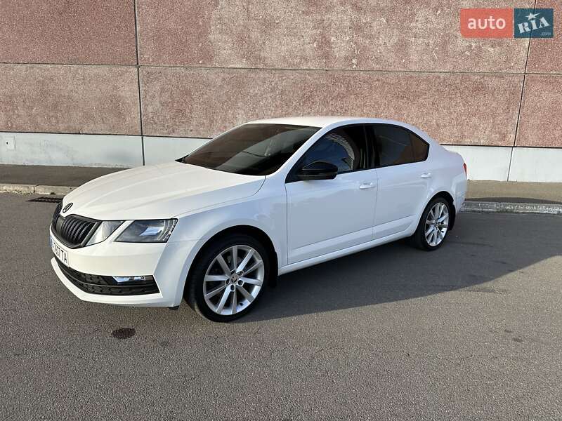 Лифтбек Skoda Octavia 2017 в Киеве