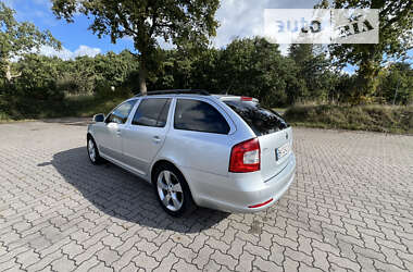 Універсал Skoda Octavia 2011 в Сарнах