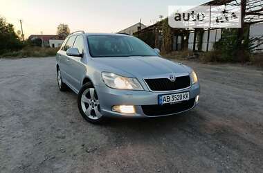 Универсал Skoda Octavia 2009 в Вапнярке