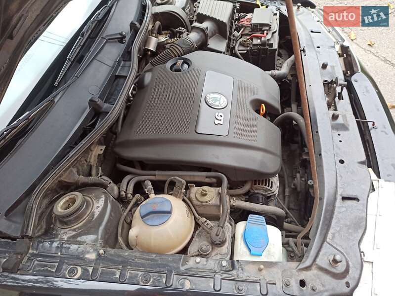 Универсал Skoda Octavia 2003 в Виннице