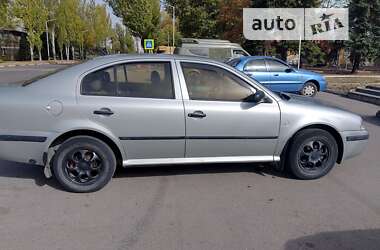 Ліфтбек Skoda Octavia 2003 в Добропіллі