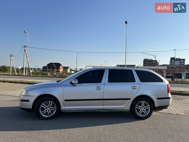 Універсал Skoda Octavia 2008 в Хусті