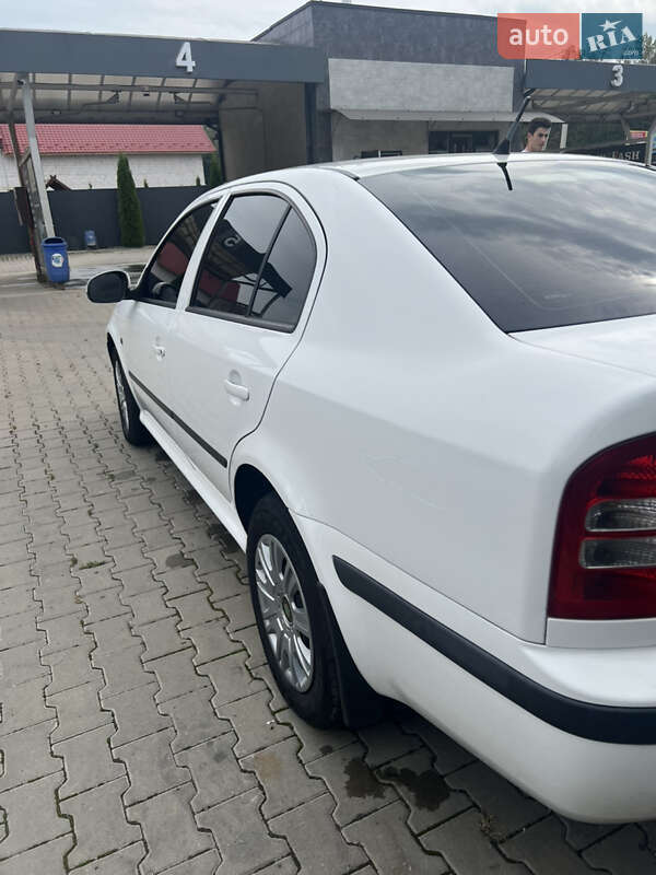 Ліфтбек Skoda Octavia 2009 в Іршаві