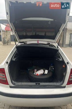 Ліфтбек Skoda Octavia 2009 в Іршаві