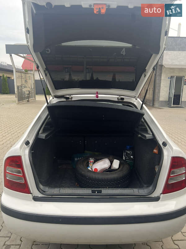 Ліфтбек Skoda Octavia 2009 в Іршаві