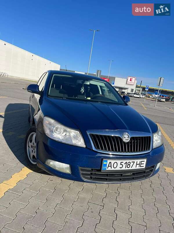 Ліфтбек Skoda Octavia 2012 в Хусті