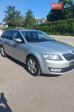 Універсал Skoda Octavia 2013 в Дніпрі