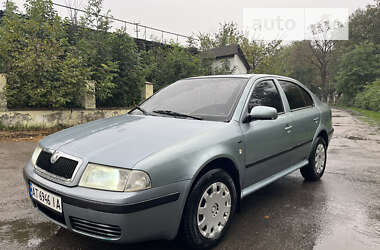 Лифтбек Skoda Octavia 2001 в Черновцах