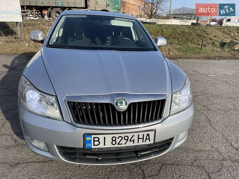 Лифтбек Skoda Octavia 2010 в Полтаве