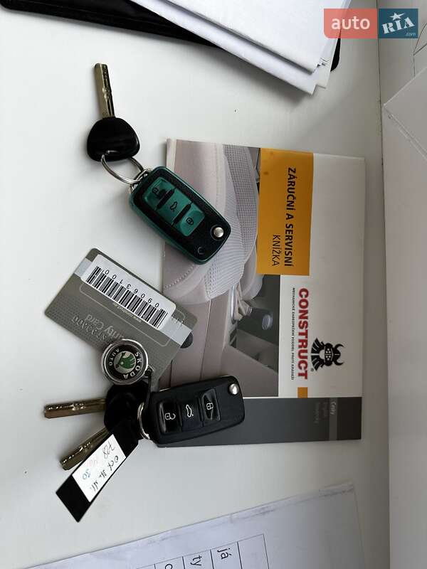 Лифтбек Skoda Octavia 2010 в Полтаве