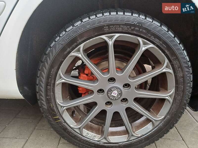 Универсал Skoda Octavia 2010 в Лановцах
