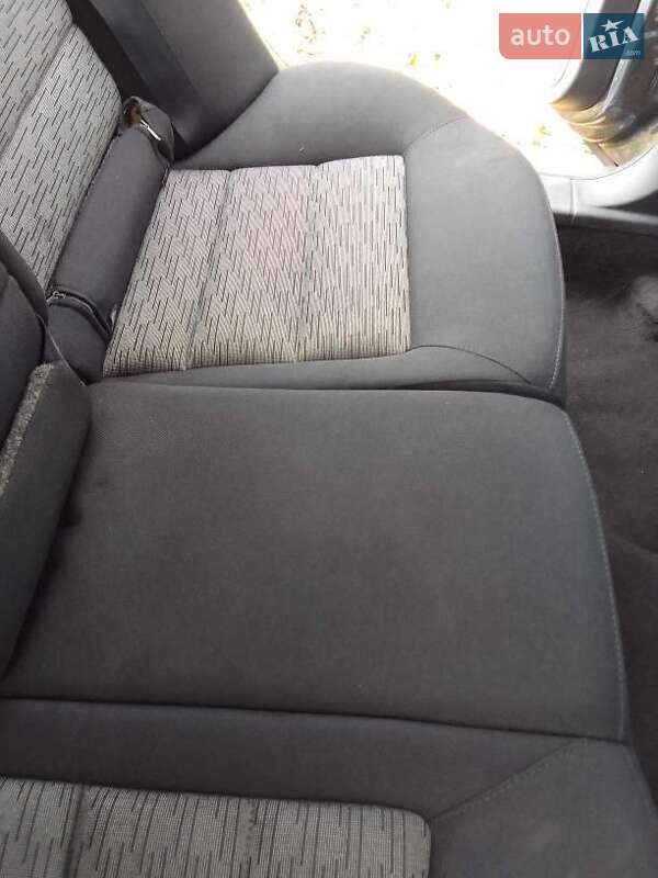 Универсал Skoda Octavia 2011 в Перемышлянах фото 10 Универсал Skoda Octavia 2011 в Перемышлянах