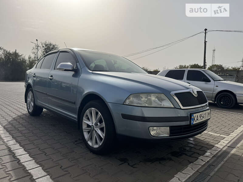 Лифтбек Skoda Octavia 2007 в Кривом Роге