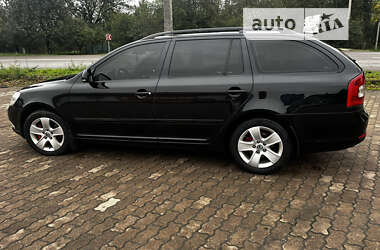 Универсал Skoda Octavia 2010 в Бурштыне