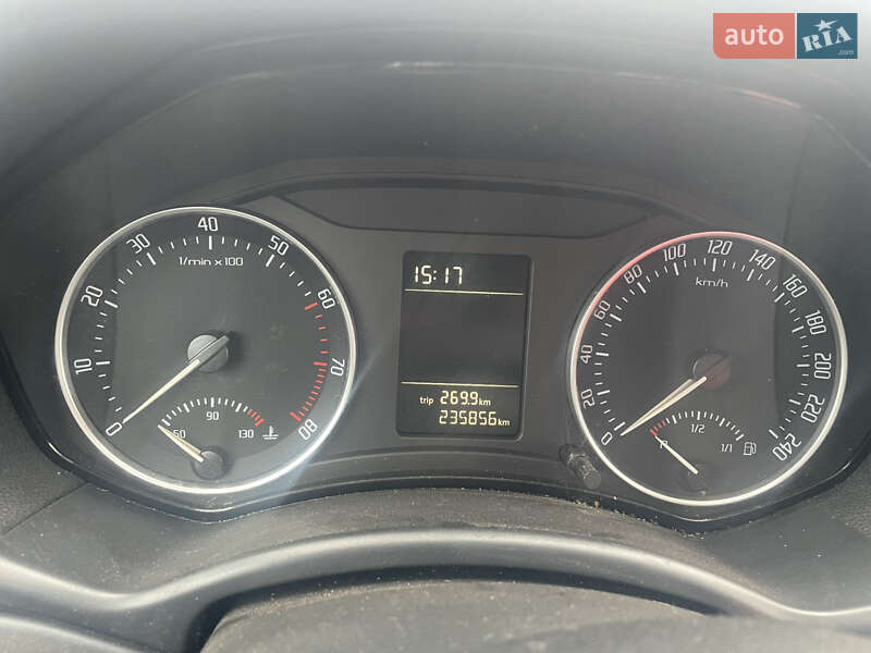 Універсал Skoda Octavia 2010 в Кривому Розі