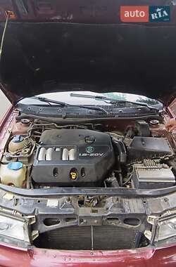 Лифтбек Skoda Octavia 1999 в 