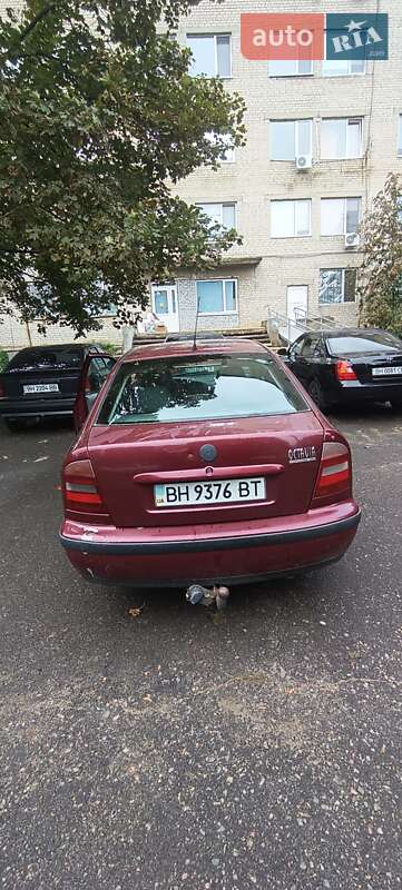 Ліфтбек Skoda Octavia 1999 в Роздільній